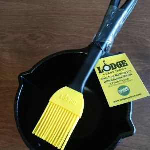 Cast Iron Melting Pot Seasoned With Silicone Brush 0.5 Qt. Melt Sauces Butter -